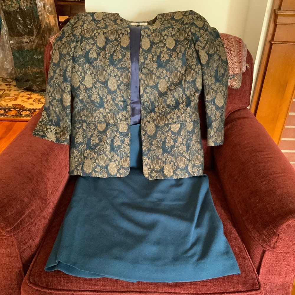 Vintage Barrie Place Women’s Business Suit - Size 10